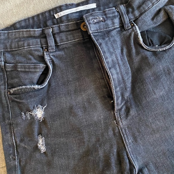 ZARA - trendy black jeans. High rise, straight leg - Picture 3 of 6